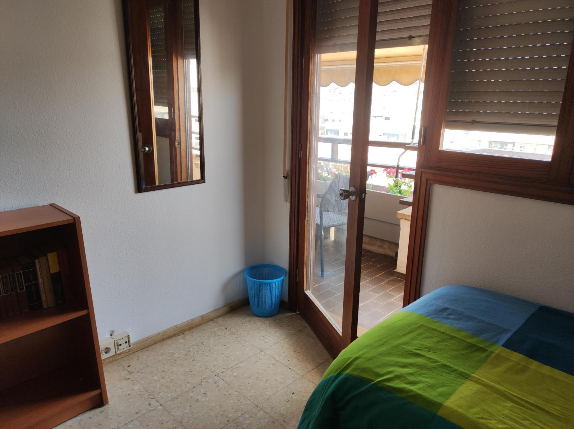 Nice Room-terrace- Private Toilete-closer Sport Pier-optical Fiber 1 Gb Affittacamere