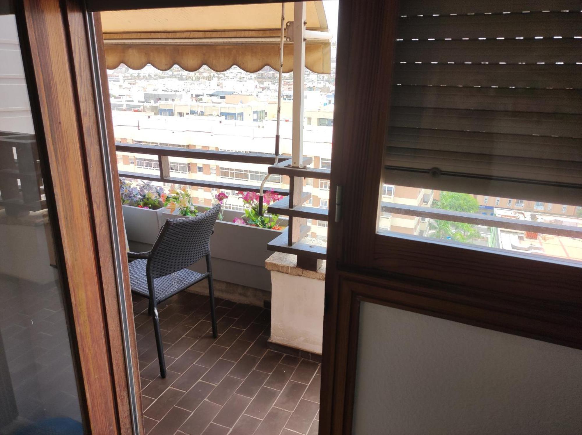 Affittacamere Nice Room-terrace- Private Toilete-closer Sport Pier-optical Fiber 1 Gb Las Palmas de Gran Canaria